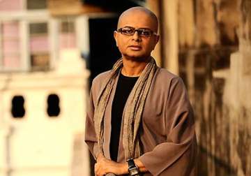 film industry mourns awards winning director rituparno ghosh s death