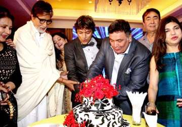 bachchan and kapoors reunion at aadesh s birthday bash view pics