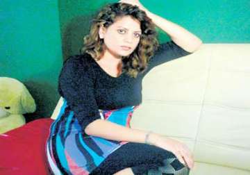 bhojpuri actress sapna alleges molestation by producer