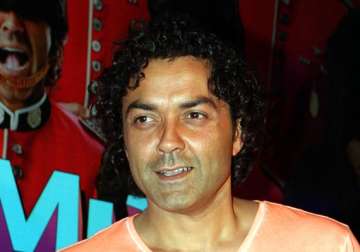 bobby deol seeks hair stylist