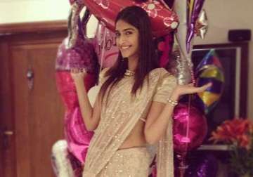 sonam kapoor turns 27