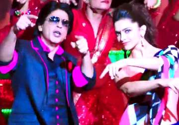 chennai express s special song lungi dance is out