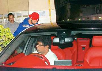 chori chori ranbir sneaks into katrina s home late at night