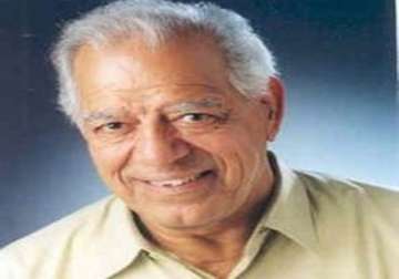 dara singh continues to be critical