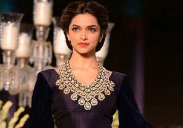 omg deepika padukone gets rs 8 crore for bajirao mastani