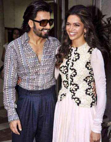 deepika stay over at ranveer s residence see pics