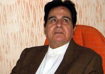 dilip kumar shifted out of icu