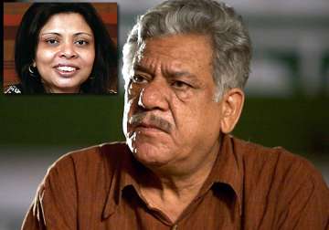 actor om puri absconding after assaulting his wife