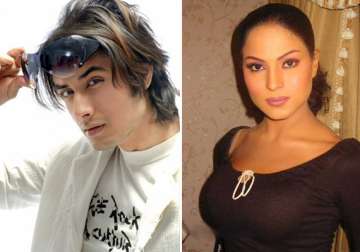 don t judge pakistan through veena malik says ali zafar