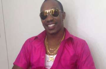 dwayne bravo shoots for ula on birthday