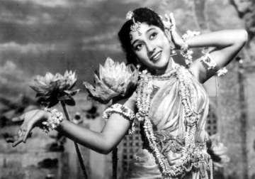 mala sinha turns 76 few facts about bollywood s former heroine