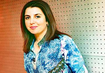 farah khan unhappy with service tax on actors