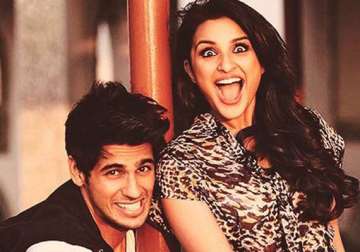 hasee toh phasee s first song drama queen is out view video