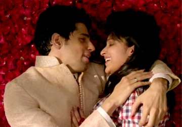 hasee toh phasee box office rs 11.10 cr in two days expected to rise further
