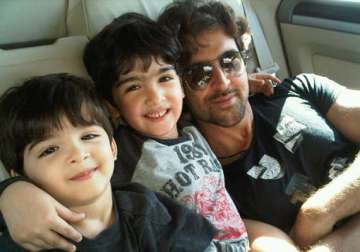 hrithik roshan to celebrate birthday with his kids on yatch