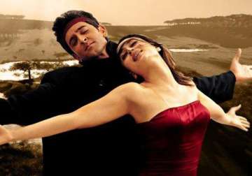 hrithik and kareena to star together in kjo s next