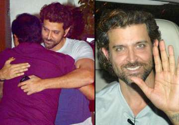 hrithik and sussanne party separately post split view pics