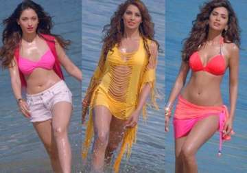 bipasha basu esha gupta and tamannaah to don bikini for humshakals see pics