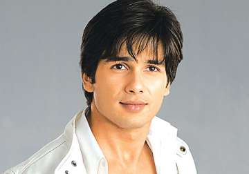 i am available for marriage says shahid kapoor