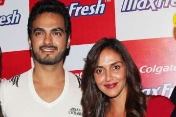 i don t want bharat to become a hero says esha deol