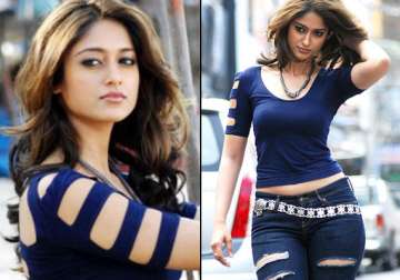 ileana house hunting in mumbai