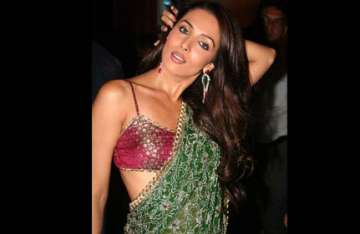 malaika becomes munni badnaam for salman