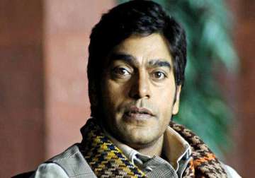 ashutosh rana comes out in support of aamir khan on the intolerance controversy