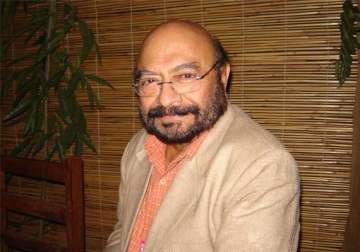 interview filmmakers cannot be made through shortcut courses says govind nihalani