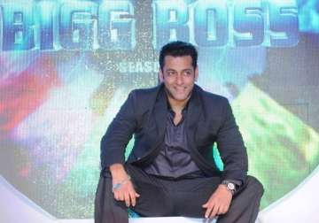 it s confirmed salman khan returns as bigg boss host