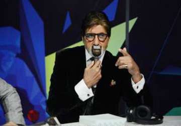 cricket commentary with sports stars an honour for big b