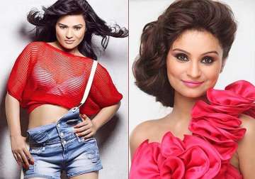 bigg boss 8 gets hotter dimpy ganguly and renee dhyani join the loud girls gang