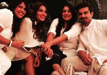 bipasha s mother welcomes karan to family. is marriage on cards