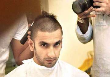 after shahid kapoor ranveer singh shaves his head for bajirao mastani view pics