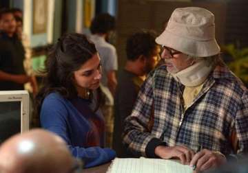 piku will take you to the drawing room of a family shoojit sircar