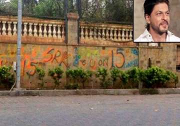 revealed this is the reason behind the graffiti on srk s house mannat