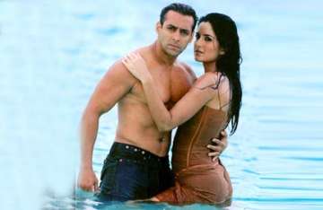 it s official salman katrina have called it quits