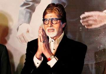 amitabh bachchan crosses 21 mn fans on facebook aims for 30 mn now