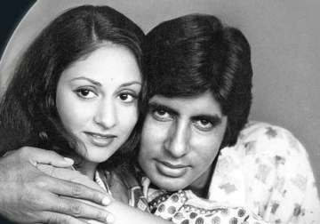 amitabh bachchan gets nostalgic on completing 42 years of marriage with jaya