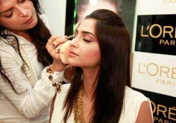 sc removes ban on women as bollywood make up artists