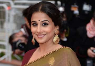 vidya balan supports ftii students signs letter to president