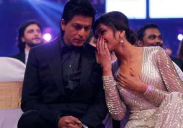 shocking did deepika beg shah rukh to delay dilwale release