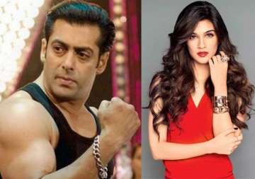 salman khan to romance heropanti actress kirti sanon in sultan