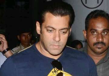salman khan did not possess driving licence or liquor permit during 2002 mishap