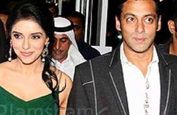 salman asin are the lead pair in ready