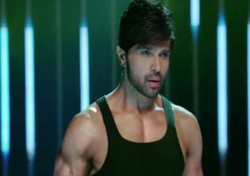 no kidding teraa surroor forced himesh reshammiya to drink alcohol