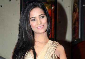 poonam pandey to gift fans sexy video on christmas