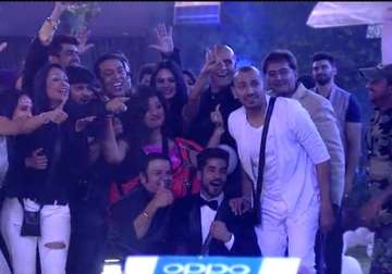 bigg boss 8 day 80 housemates partied like rockstars dimpy shares emotional moment with rahul see pics