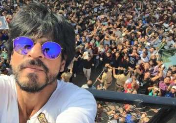 shah rukh khan turns 50 his life journey in 50 pics