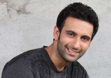 nandish sandhu wouldn t cheat on anyone says friend