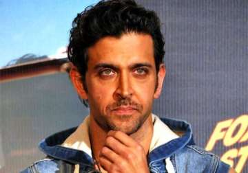 hrithik roshan films with mixed reviews cross rs.100 crore mark
